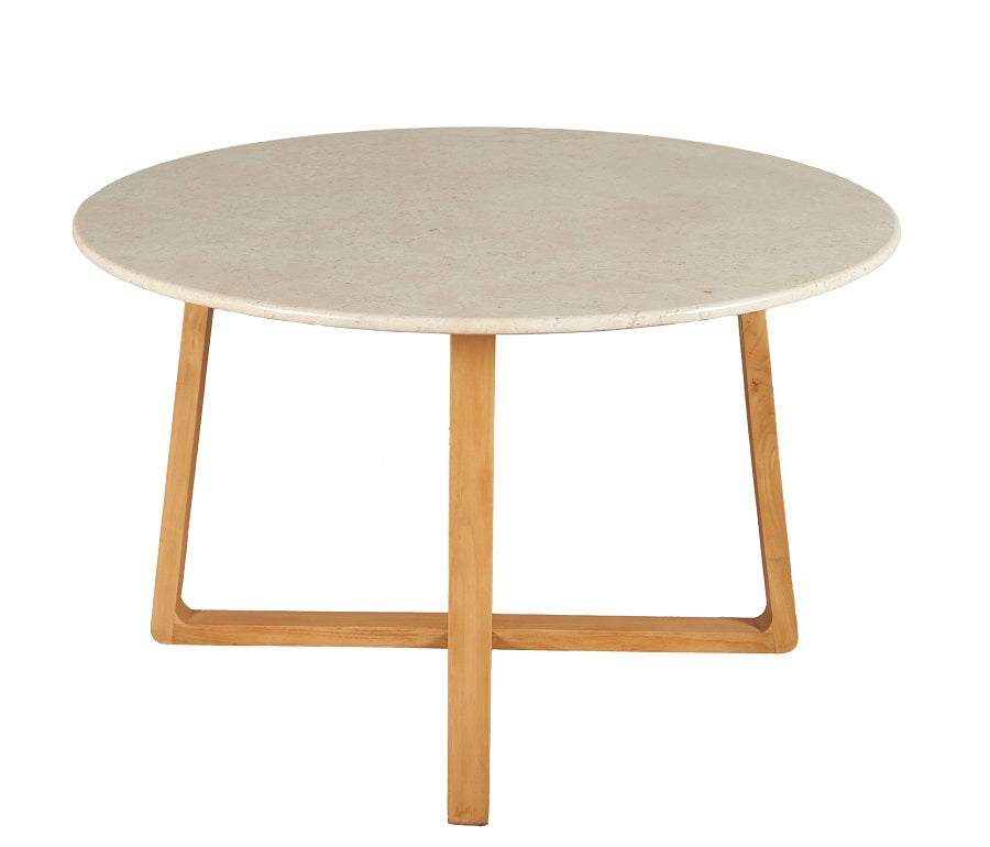 Mesa de comedor redonda con tapa de piedra clara y base cilíndrica de madera natural con ranuras verticales, diseño Japandi elegante ideal para espacios serenos y contemporáneos. Boutique Interiorismo.