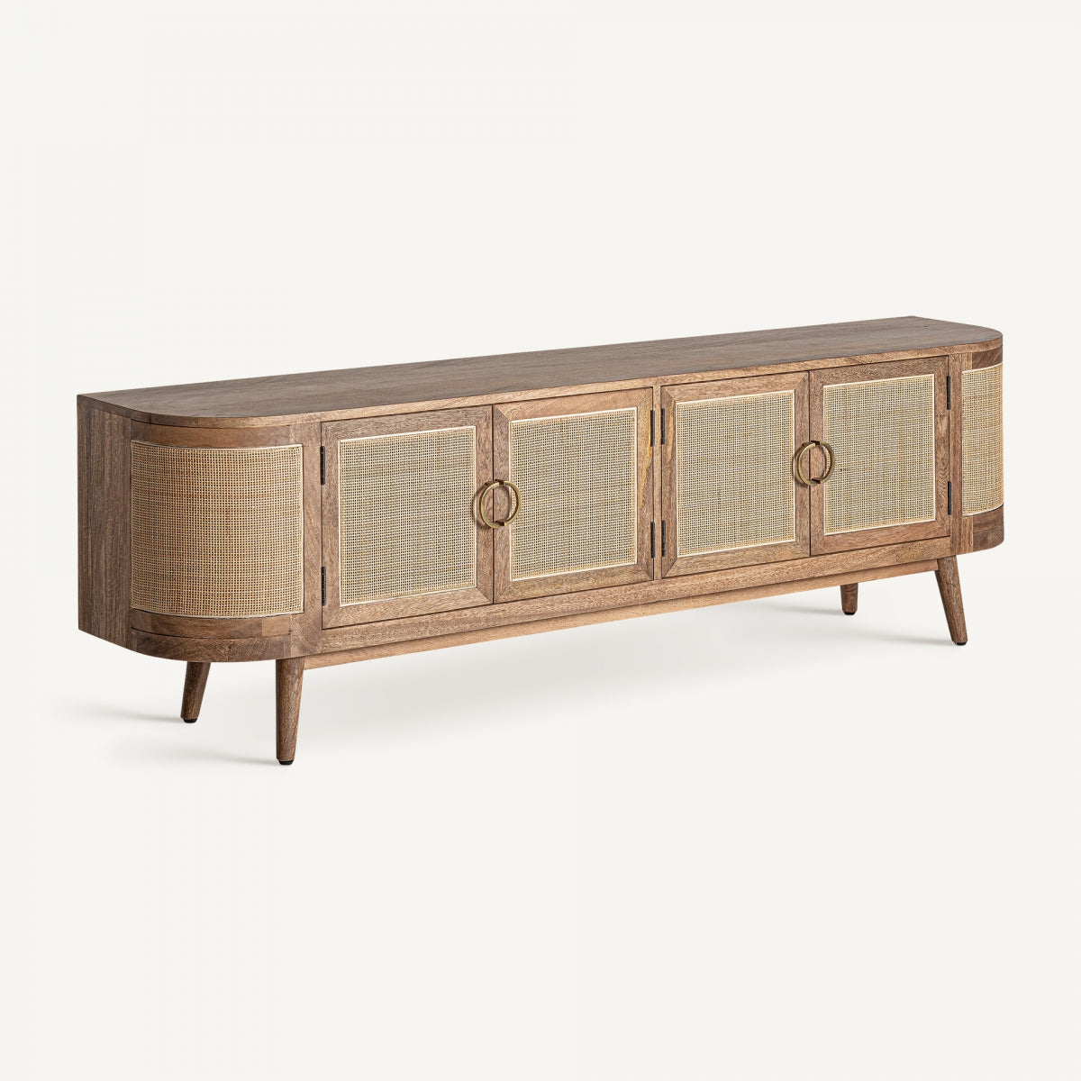 Vista en ángulo del mueble TV con estructura curva, diseño cálido en madera clara y rejilla.
