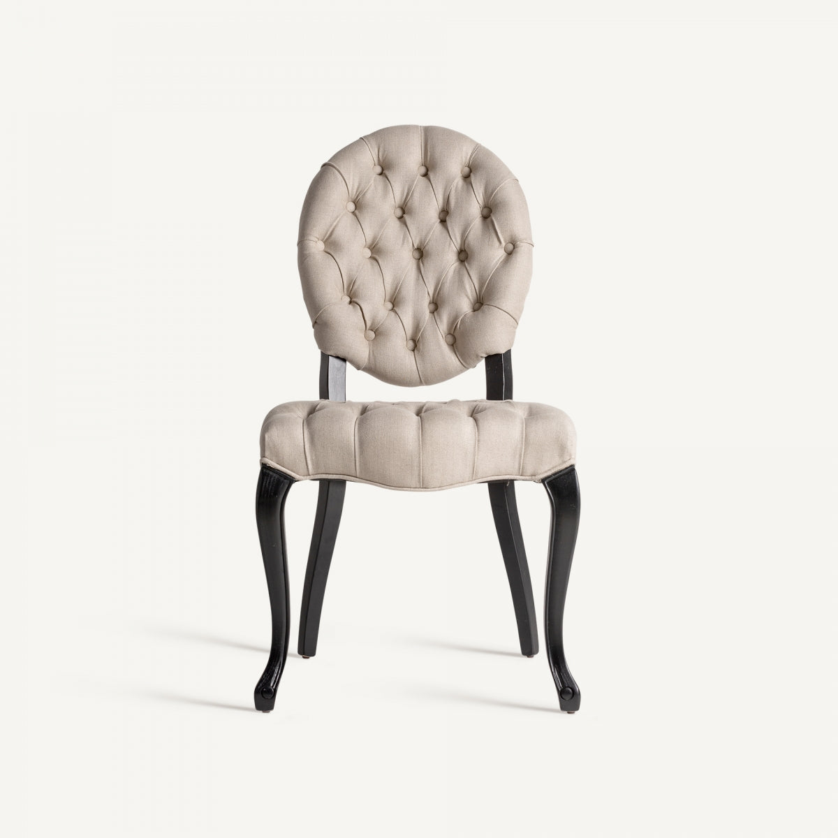 vista frontal completa silla capitoné patas curvas estilo clasico boutique_interiorismo vical