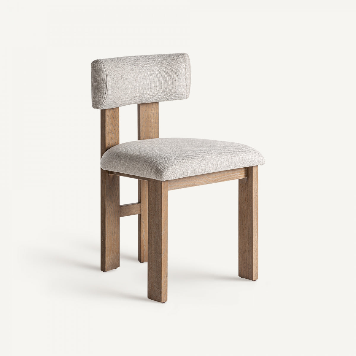 Silla de madera de roble y tapizado en lino natural vista 3/4, estilo contemporáneo cálido