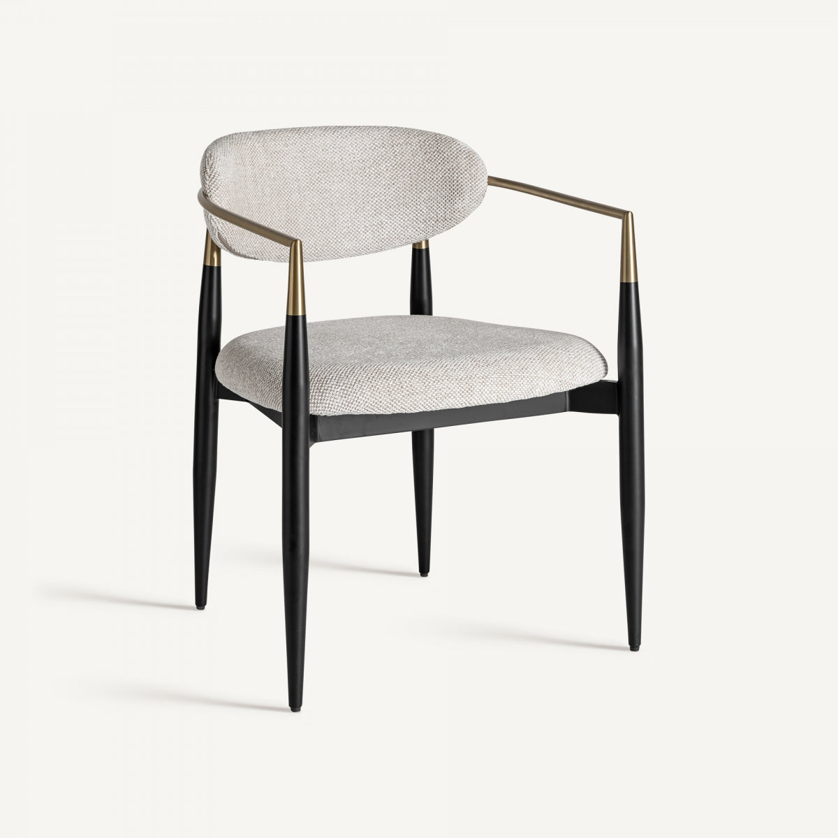 Silla Crossac de estilo art déco con estructura de hierro negro y detalles dorados, diseño moderno y elegante.