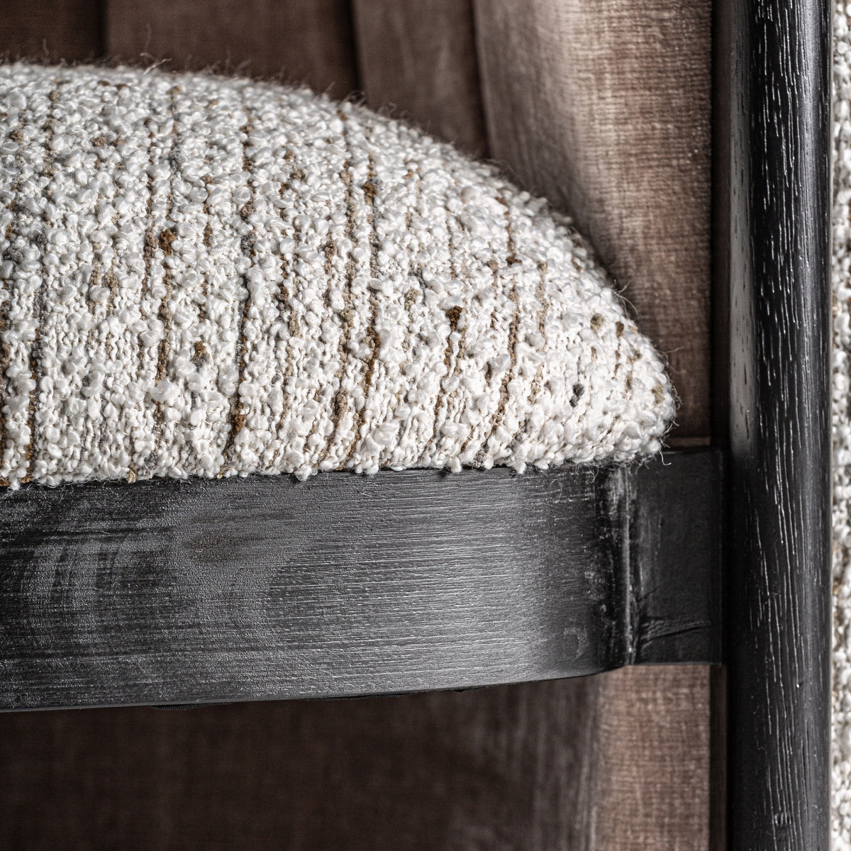 butaca boucle curva natural moderno boutique_interiorismo vical