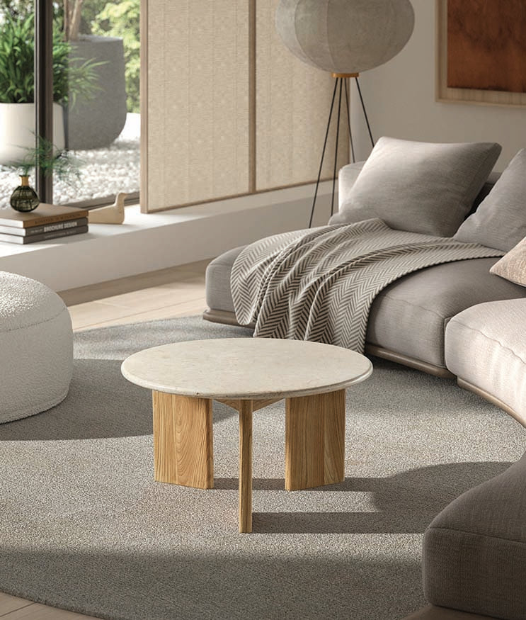 Mesa auxiliar de diseño escandinavo con tapa de efecto mármol y estructura de madera clara, estilo minimalista y decoración natural – Boutique Interiorismo