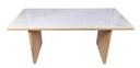 Mesa de comedor blanca con base de paneles en madera — ideal para ambientes limpios y modernos de Boutique Interiorismo.