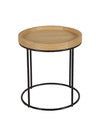 Mesa auxiliar redonda con bandeja superior de madera natural y estructura metálica negra — diseño ligero y funcional de Boutique Interiorismo.