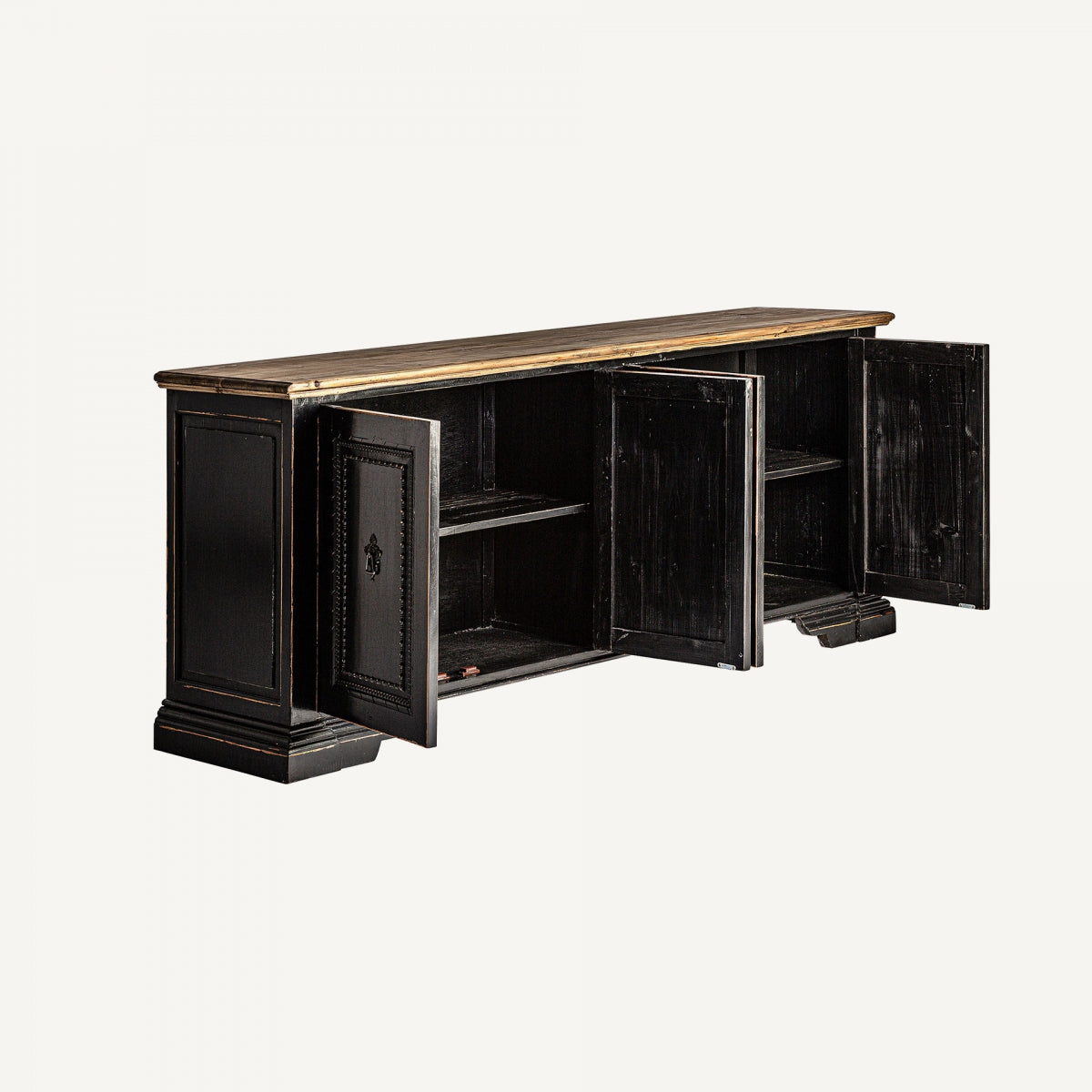 Buffet Ypres con puertas abiertas, mostrando su capacidad de almacenamiento interior