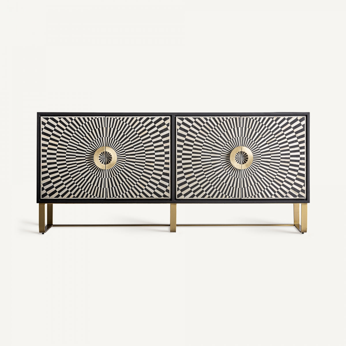 Aparador bajo negro con dos puertas de diseño óptico en blanco y negro y patas doradas.