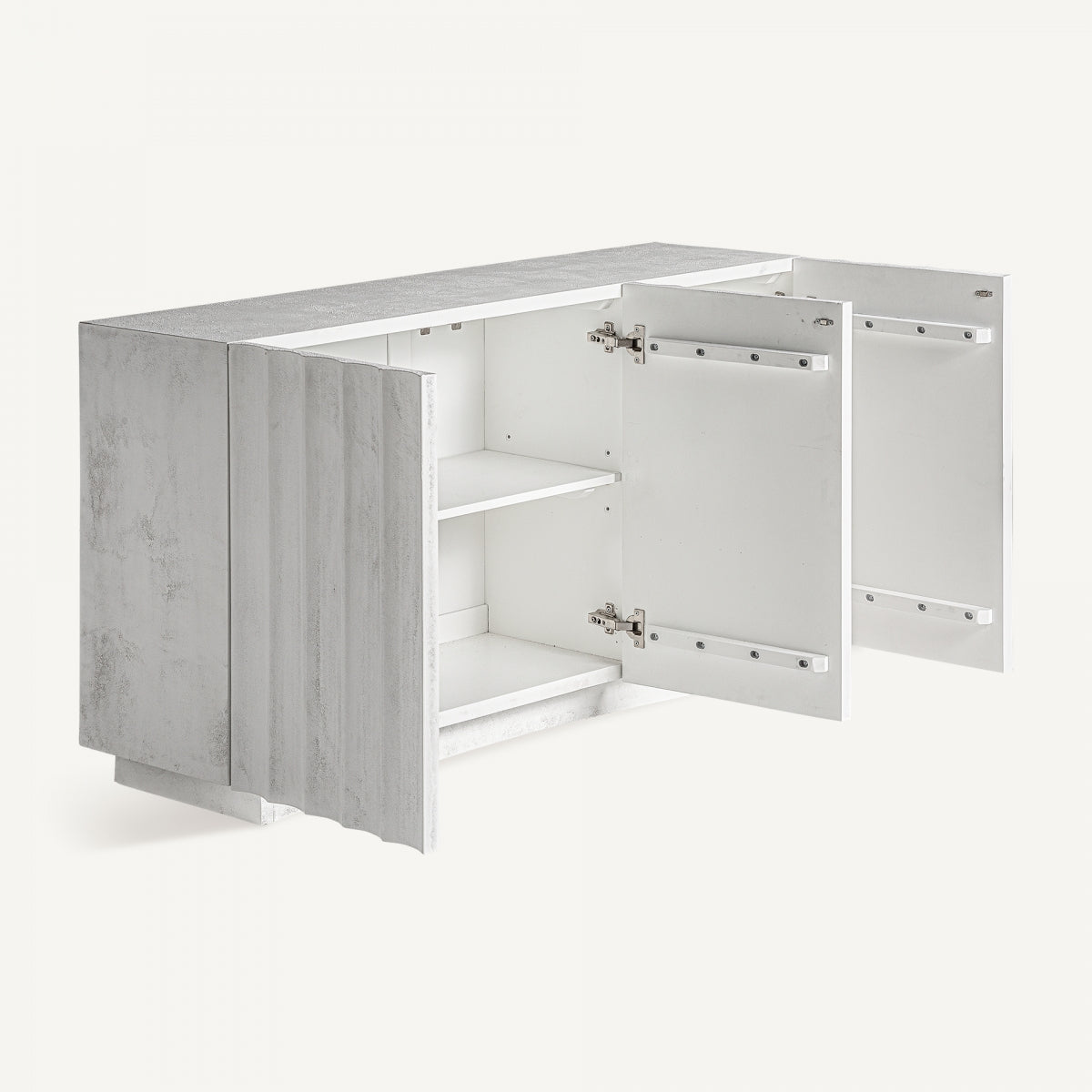 Aparador MULCEY de diseño limpio y tiradores metálicos, ideal para estilos nórdicos o minimalistas