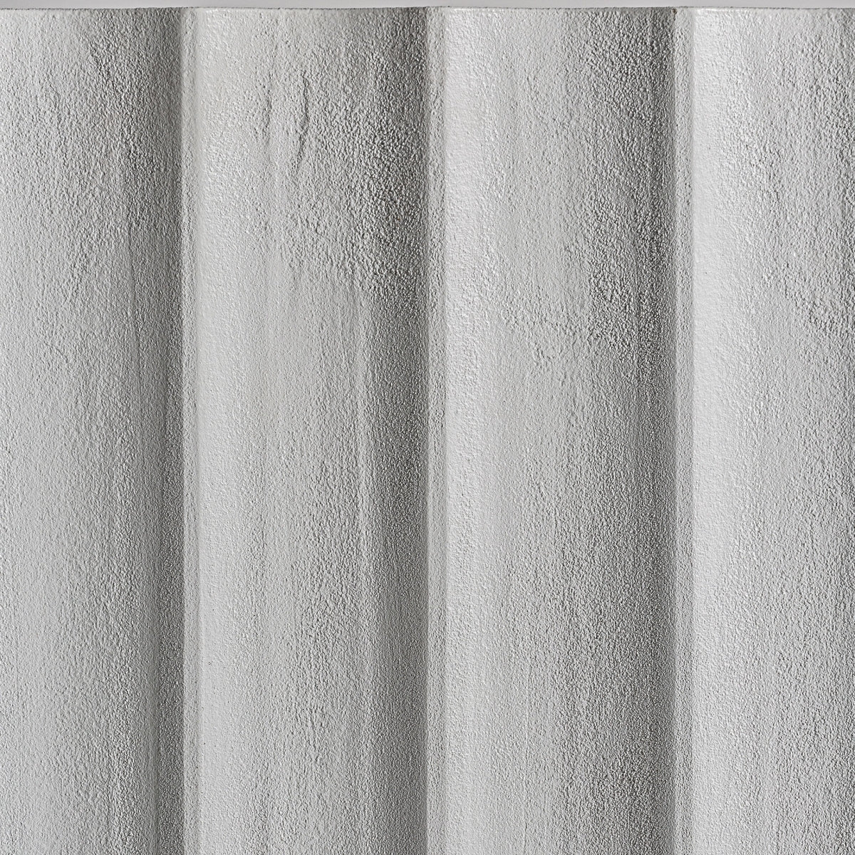 Aparador MULCEY de diseño limpio y tiradores metálicos, ideal para estilos nórdicos o minimalistas