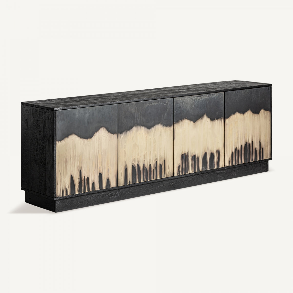 Aparador de diseño en madera negra con puertas decoradas en efecto degradado natural. Vista frontal cerrada.