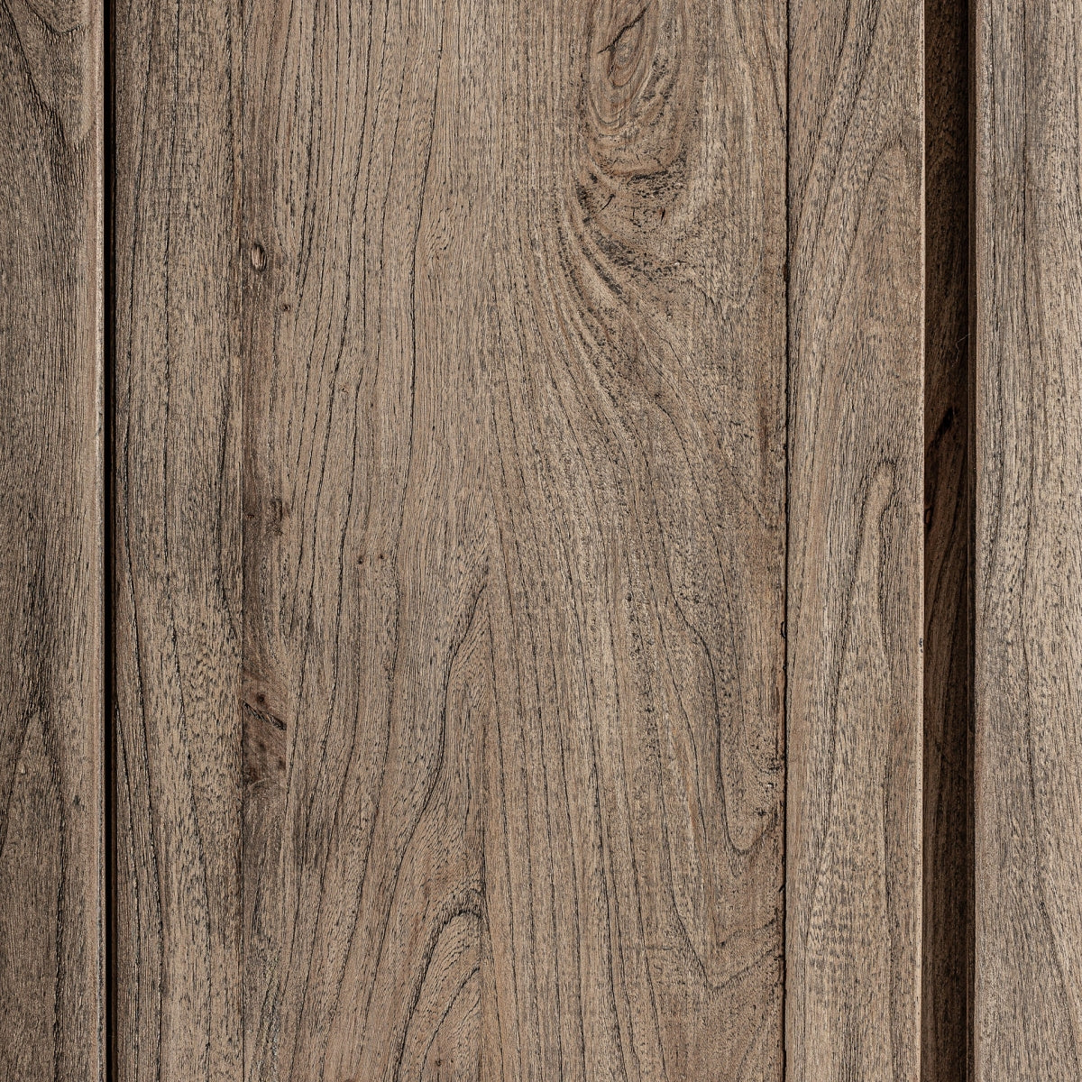 Detalle de madera del aparador de roble gris COTSWOLDS