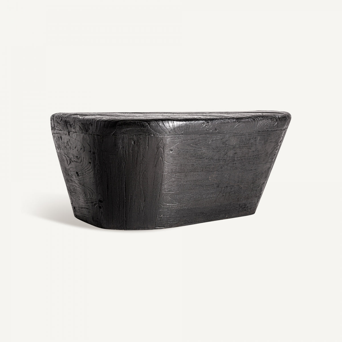 Mesa de centro negra vista lateral, diseño trapezoidal moderno y sobrio