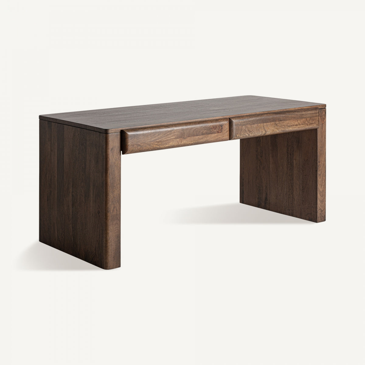 Escritorio art déco con acabado marrón en madera de mango visto en ángulo, estilo sofisticado Vical