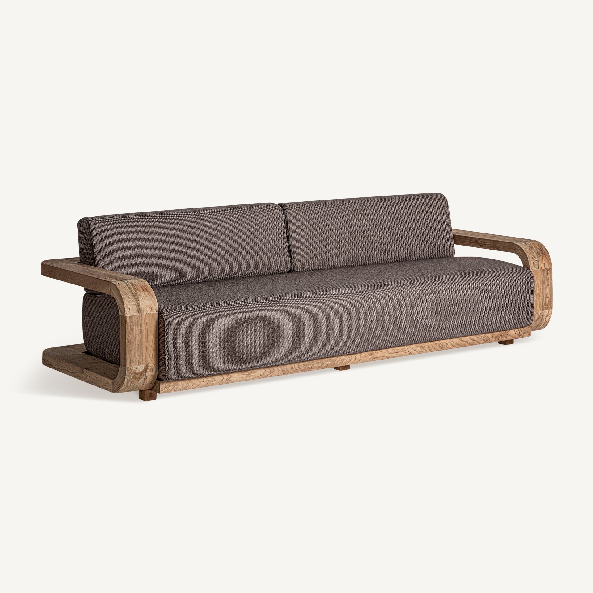 Sofá exterior de diseño curvo en madera natural, estilo orgánico y elegante para terrazas con alma.