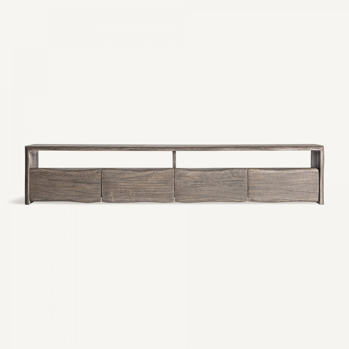 Mueble TV de madera natural en vista frontal, diseño bajo con cajones ondulados y estilo moderno orgánico