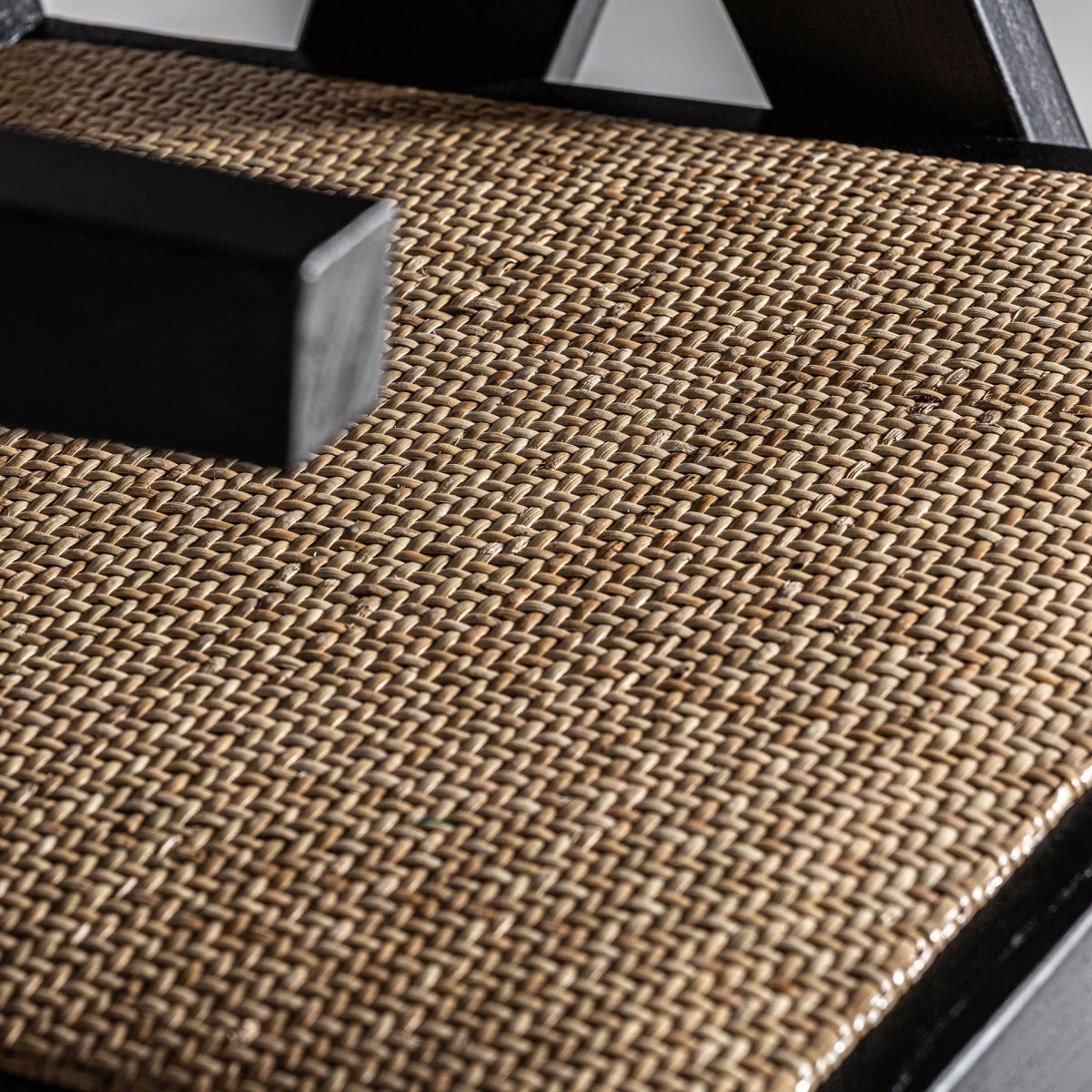 Detalle textura asiento rattan natural artesanal boutique_interiorismo vical