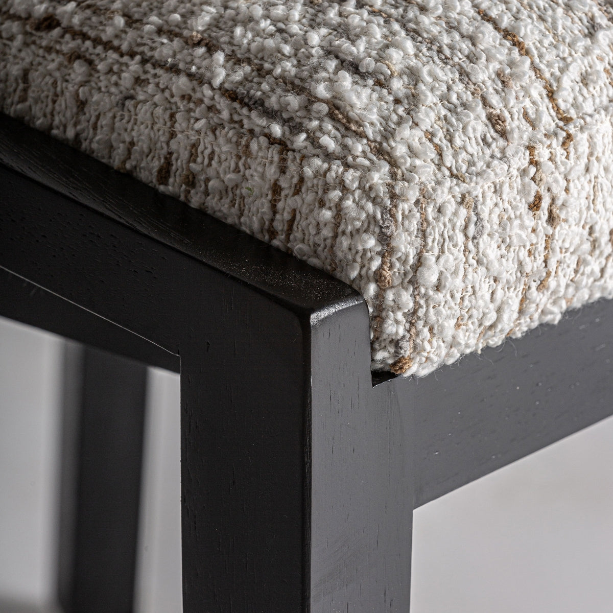 detalle estructura negra asiento textura algodon boutique_interiorismo vical