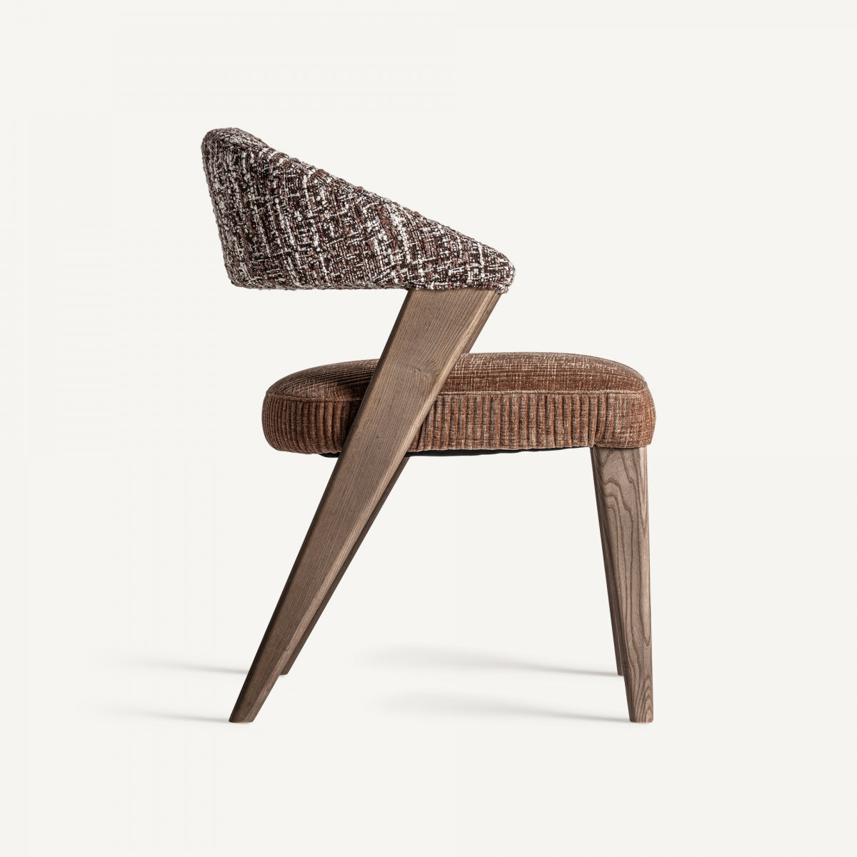 silla-de-diseno-vista-lateral-patas-madera-natural-boutique_interiorismo-vical.jpg,K