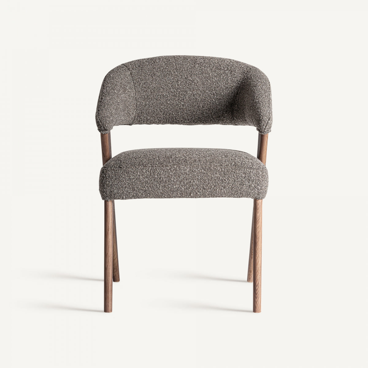 Silla de comedor en bouclé marrón con patas de madera vista frontal completa