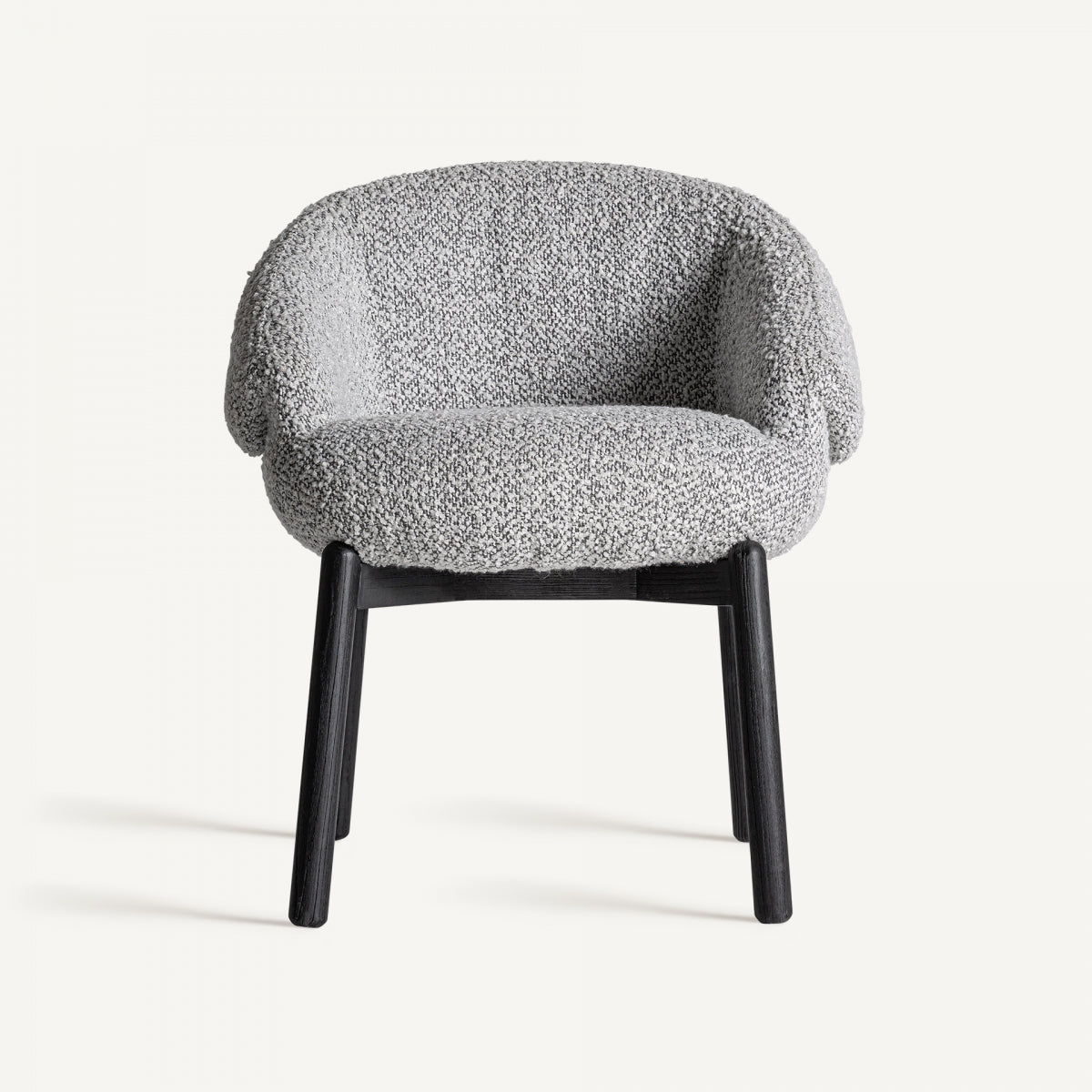 Silla tapizada en bouclé vista 2, patas de madera negra, diseño moderno - boutique interiorismo Vical