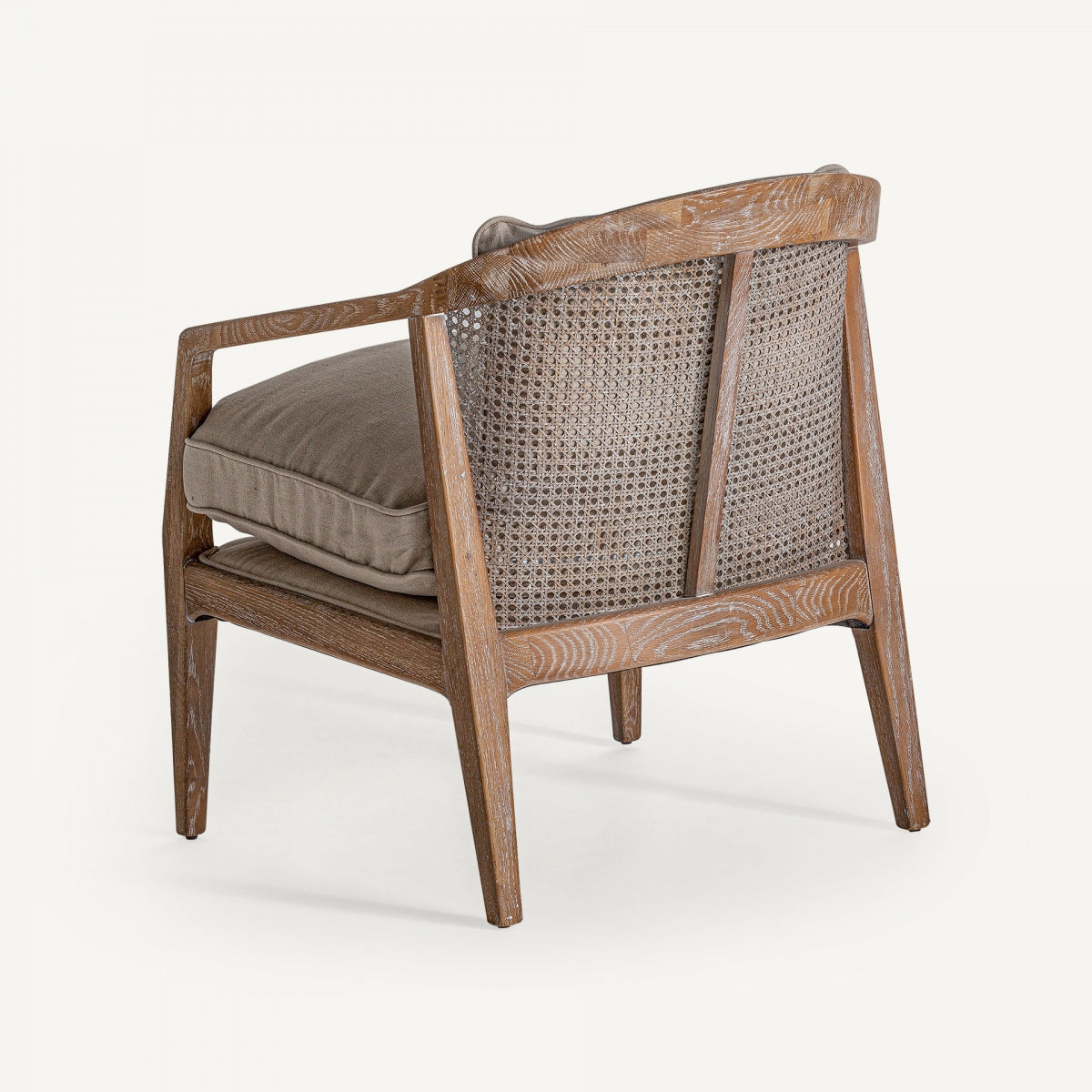 Respaldo de rejilla del sillón Gistel en madera de roble, estilo colonial natural