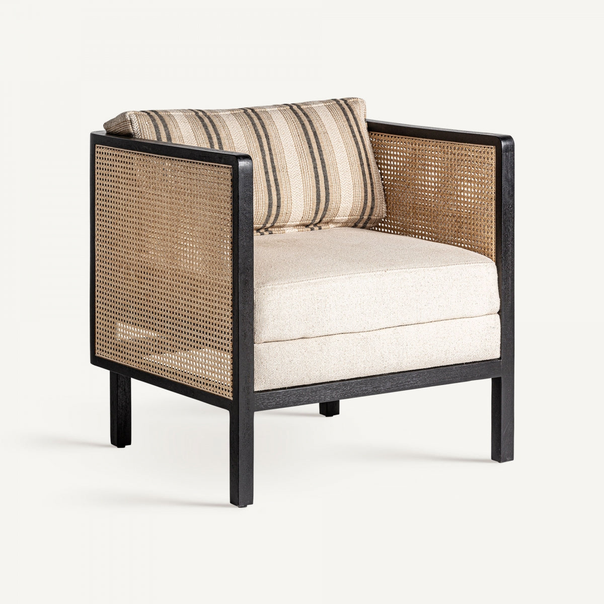 Sillón NUK2 en madera negra y rejilla natural, cojín a rayas, estilo cálido contemporáneo - boutique_interiorismo - vical