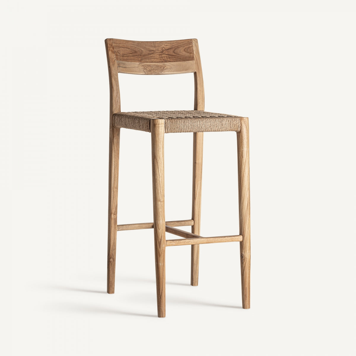 Taburete alto de madera natural con asiento de cuerda vista frontal, estilo rústico-nórdico ideal para cocinas con barra
