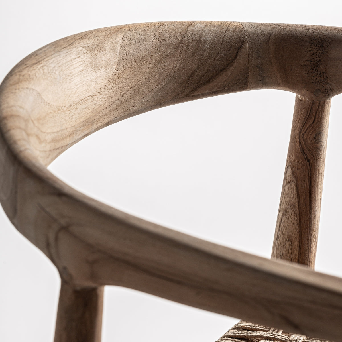 detalle curvatura respaldo madera natural boutique_interiorismo vical