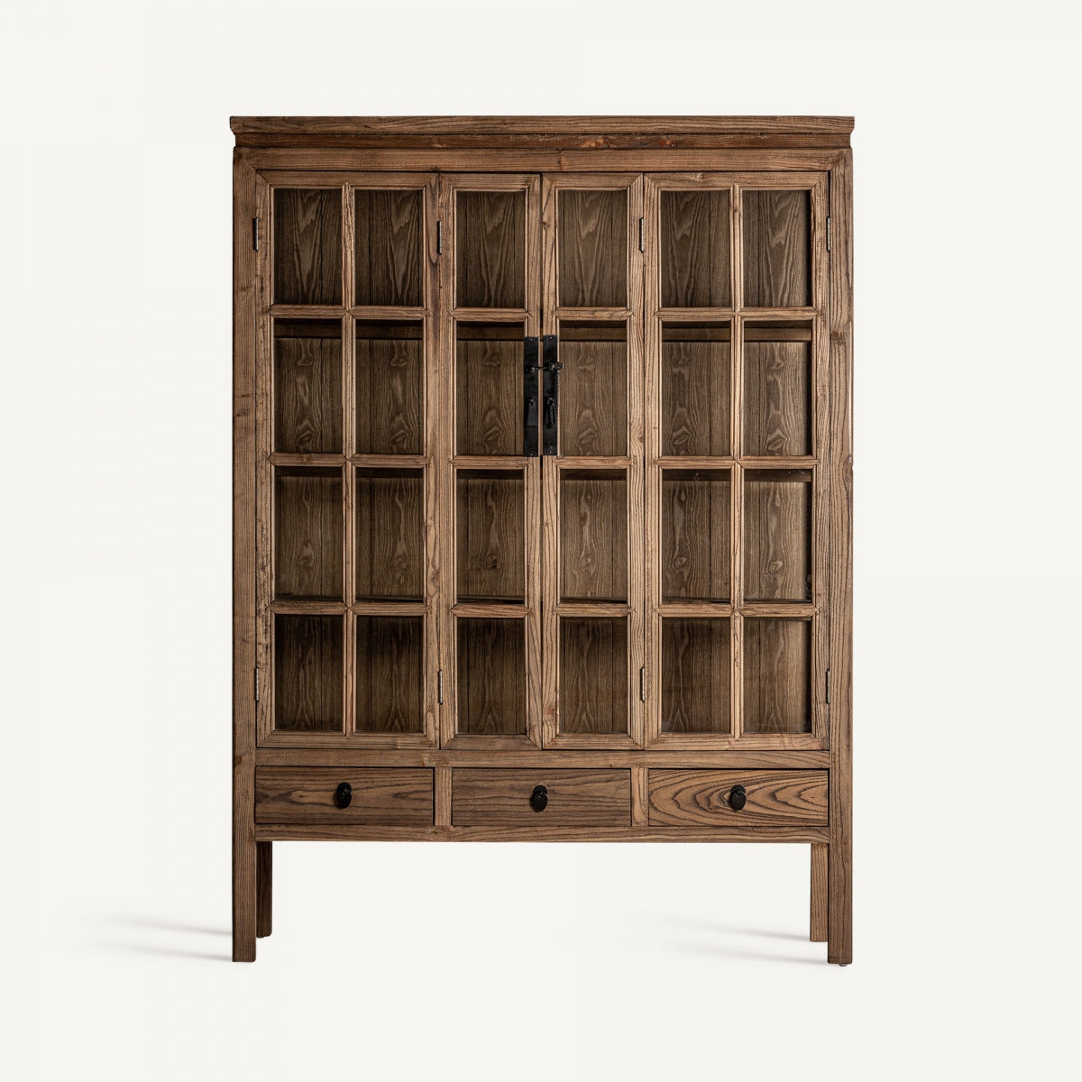 Frontal completo de la vitrina Tartu con cuatro puertas acristaladas en madera natural